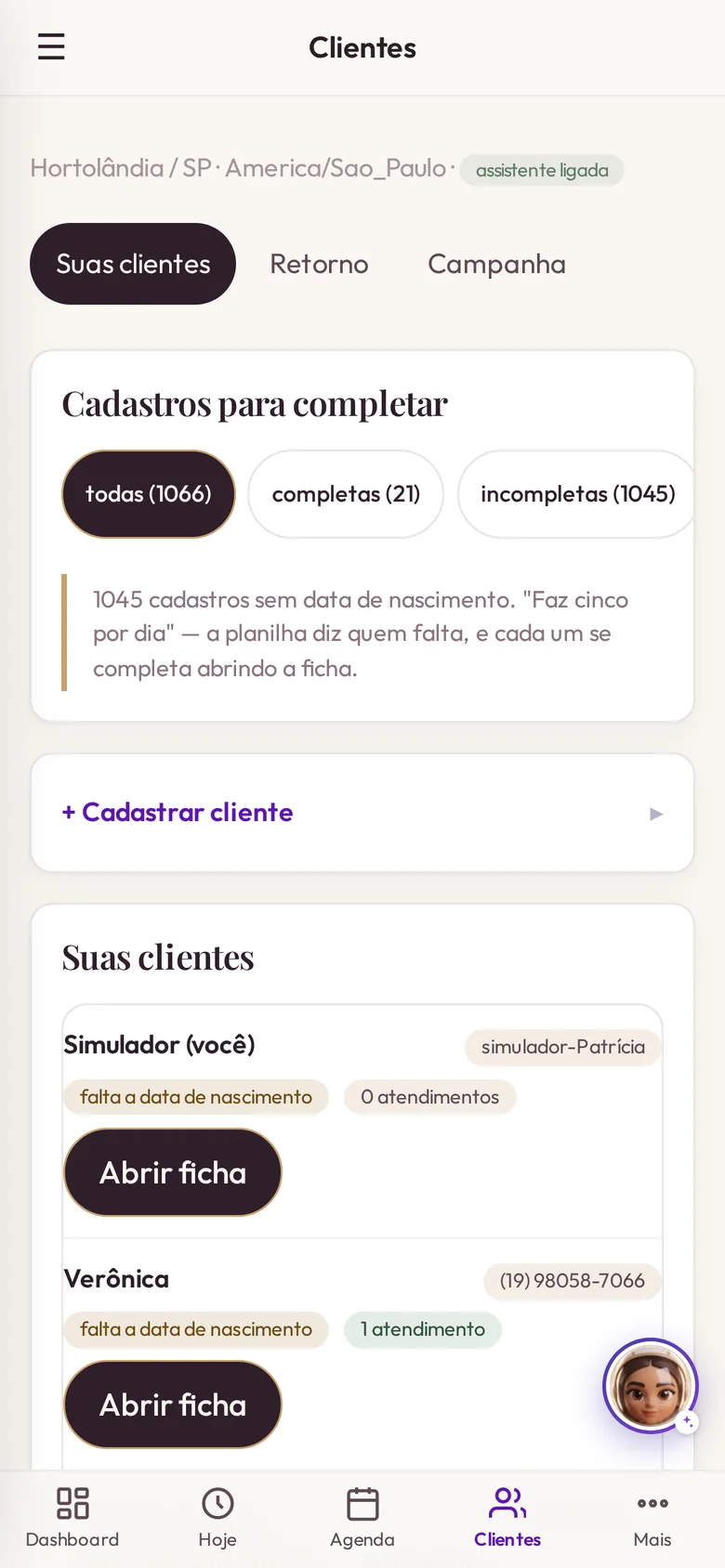 Tela real do Mind™ no celular: a base de clientes trazida para dentro, com 1066 cadastros e o aviso de quantos ainda estão sem data de nascimento